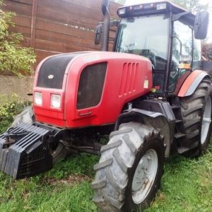 foto Bělorus 2022.5 traktor 209HP